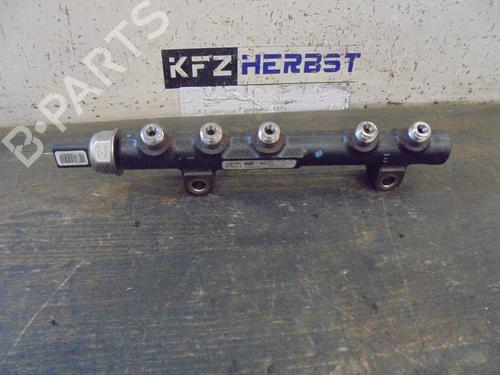 Used Injection rail FORD FOCUS III Turnier 1.6 TDCi (115 hp) 20135017