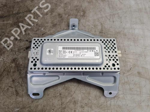 Used Control unit Control unit TESLA MODEL Y (5YJY) EV All-wheel Drive (351 hp) 34007908 34007908