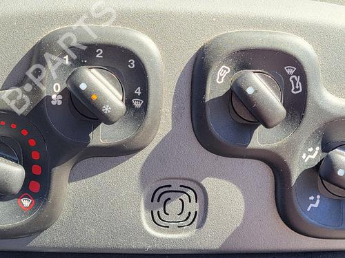 Used Climate control Climate control 39168541 39168541