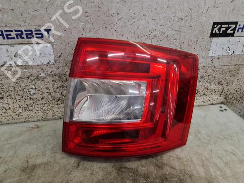 Used Right taillight SKODA OCTAVIA III Combi (5E5, 5E6) 1.6 TDI (105 hp) 30743942