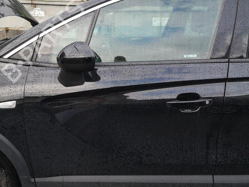 Used Left front door Left front door 37535602 37535602