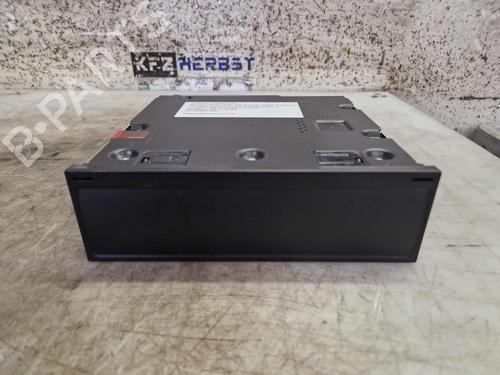 BP30587880M83 main image