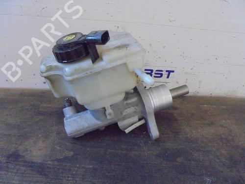 Used Brake master cylinder VW CADDY III Box Body/MPV (2KA, 2KH, 2CA, 2CH) 1.9 TDI (105 hp) 20090401
