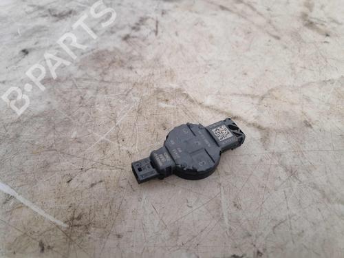 Used Electronic sensor Electronic sensor 39211175 39211175