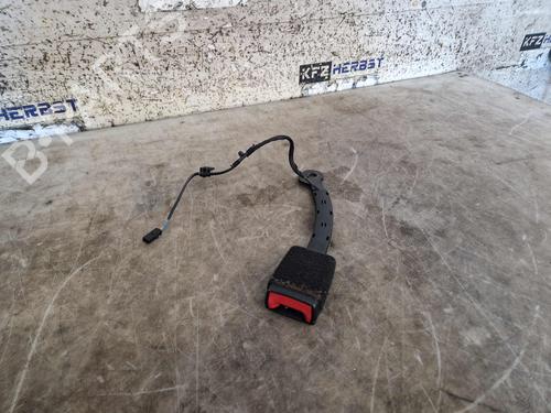 Used Front right belt tensioner Front right belt tensioner AUDI A3 Limousine (8VS, 8VM) 1.6 TDI (115 hp) 36260072 36260072