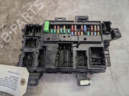 Used Fuse box FORD TRANSIT V363 Van (FCD, FDD) 2.0 EcoBlue (130 hp) 32503819