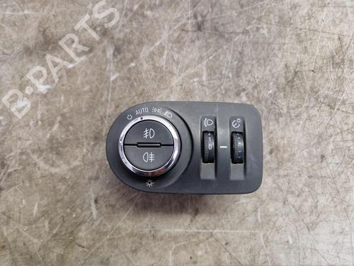 Comando luci OPEL ZAFIRA TOURER C (P12) 2.0 CDTi (75) (130 hp) 31375382