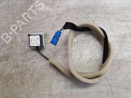 Used Electronic sensor DACIA DUSTER (HM_) 1.5 dCi 115 4x4 (HMAD) (116 hp) 26579791