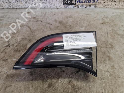 Used Right taillight Right taillight TESLA MODEL Y (5YJY) Long Range All-wheel Drive (514 hp) 33819319 33819319