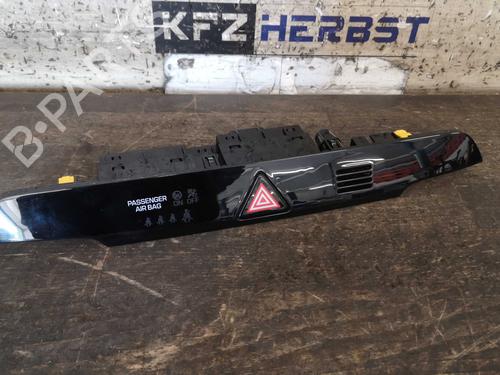 Used Warning switch HYUNDAI TUCSON (TL, TLE) 2.0 CRDi All-wheel Drive (185 hp) 22290625