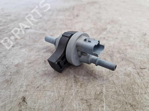 Used Electronic sensor OPEL CORSA F (P2JO) 1.2 (68) (101 hp) 28362496