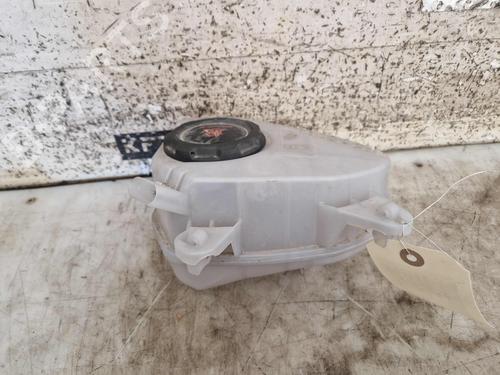 Ekpansionstank Ekpansionstank VW CADDY V Box Body/MPV (SBA, SBH) 2.0 TDi (122 hp) 39766733 39766733