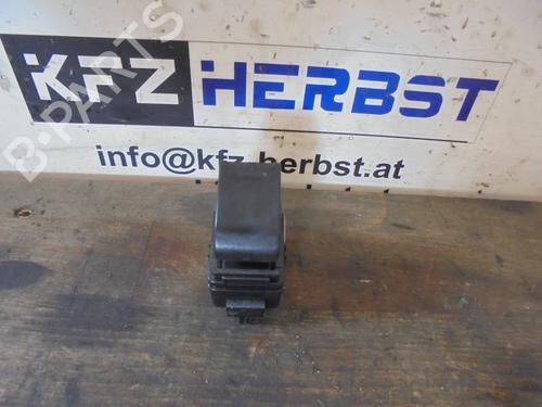 Commutateur TOYOTA RAV 4 II (_A2_) 1.8 (ZCA25_, ZCA26_, ZCA25W, ZCA26W) (125 hp) 12884836