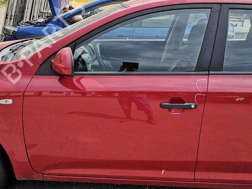 Used Left front door Left front door 37068545 37068545