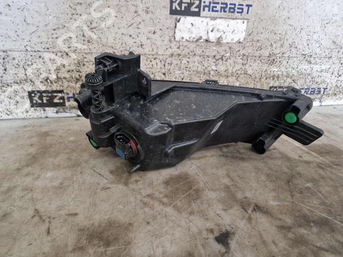 Right front fog light VW TOURAN (5T1) 2.0 TDI | BP39943934C31 - Image 2