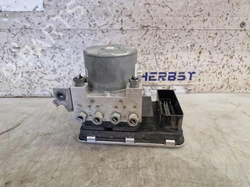 Used ABS pump VOLVO V60 II (225) D3 (150 hp) 26531712