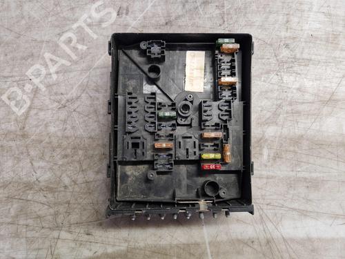 Used Fuse box VW GOLF VI (5K1) 1.6 TDI (90 hp) 25775895