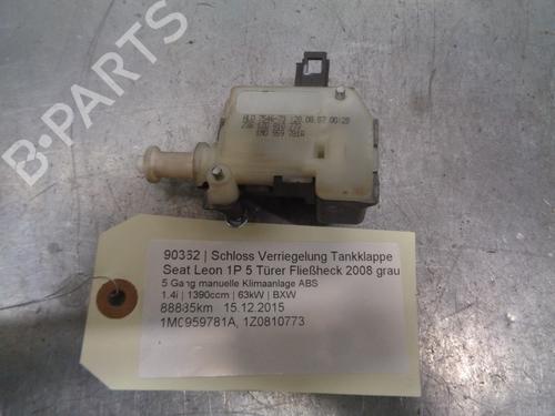 Used Fuel door actuator SEAT LEON (1P1) 1.4 16V (86 hp) 13066608