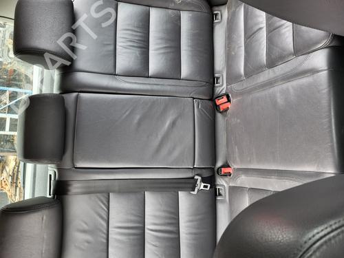 Used Rear seat Rear seat VW GOLF V (1K1) 1.9 TDI (90 hp) 39911347 39911347