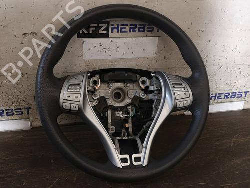 Used Steering wheel NISSAN PULSAR Hatchback (C13) 1.2 DIG-T (115 hp) 13436565