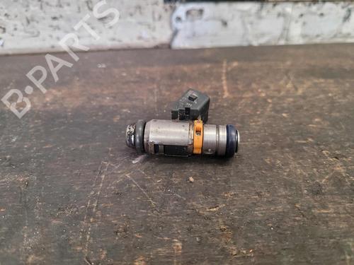 Used Injector FIAT 500 (312_) 1.2 (312AXA1A) (69 hp) 23213969