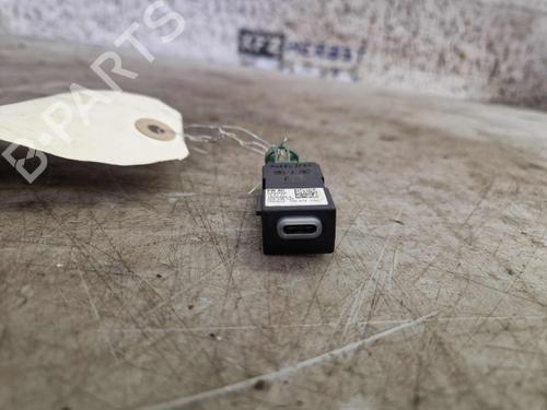 Used Switch Switch SKODA SUPERB III Estate (3V5) 2.0 TDI (150 hp) 33819351 33819351