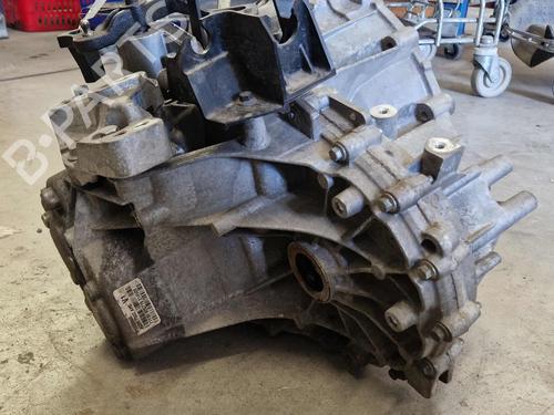 Gearbox VOLVO V60 II (225) D3 | BP26509621M3