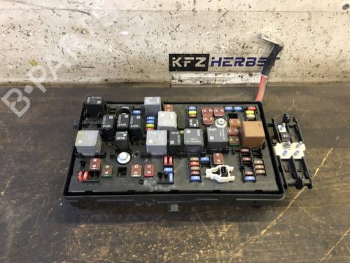 Used Fuse box OPEL INSIGNIA A (G09) 2.0 CDTI (68) (131 hp) 12889596