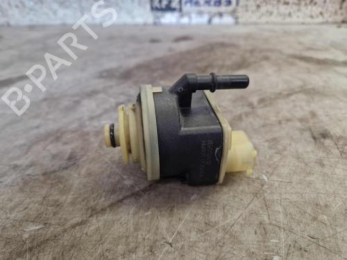 Used Fuel pump Fuel pump BMW 3 Touring (F31) 318 d (150 hp) 34212516 34212516