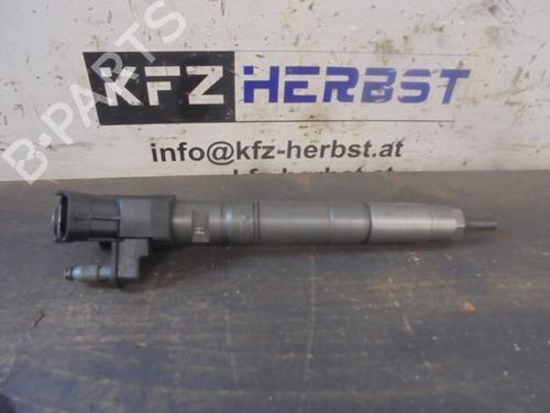 Used Injector VOLVO V70 III (135) D5 (205 hp) 12867032