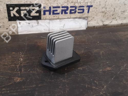 Used Heater resistor OPEL ANTARA A (L07) 2.2 CDTi 4x4 (163 hp) 12876673