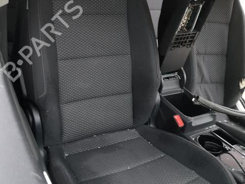 Siège avant droit VW TOURAN (5T1) 2.0 TDI (150 hp) 32134138