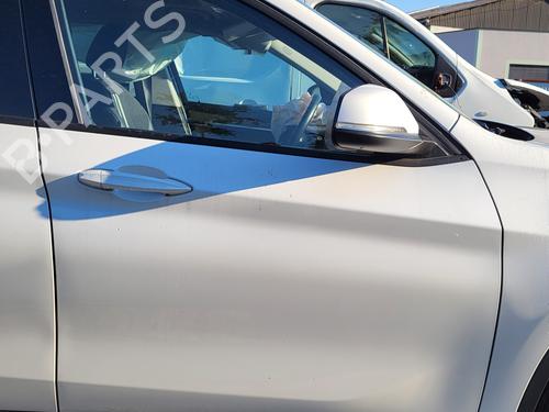 Used Right front door Right front door 39586650 39586650