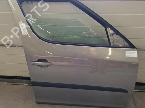 Used Right front door SKODA ROOMSTER (5J7) 1.4 TDI (80 hp) 29446902