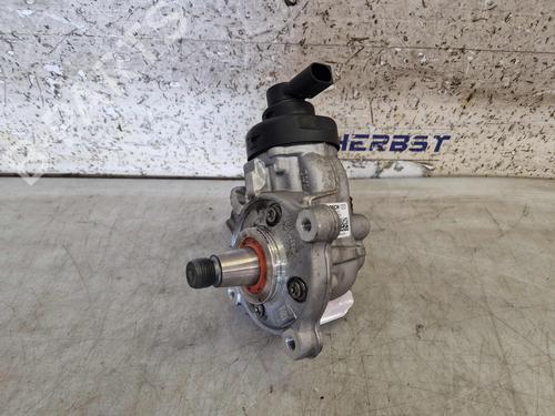 Used Injection pump VW TOURAN (5T1) 2.0 TDI (150 hp) 26238105