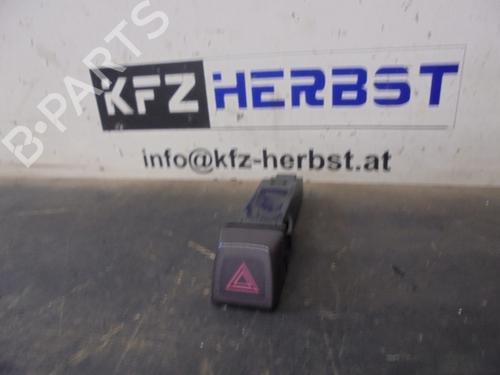Used Warning switch VOLVO XC60 I SUV (156) 2.4 D / D3 / D4 AWD (163 hp) 12885362