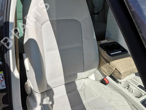 Used Right front seat Right front seat 38011003 38011003