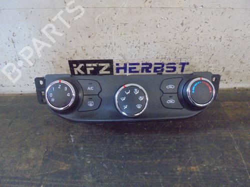 Used Climate control KIA CEE'D Sportswagon (JD) 1.4 CRDi 90 (90 hp) 12873797