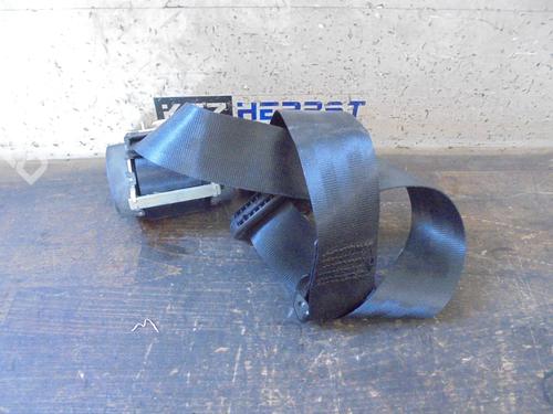 Used Rear left seatbelt RENAULT KANGOO / GRAND KANGOO II (KW0/1_) 1.5 dCi 85 (KW0K, KW0L, KW0B) (86 hp) 12870483