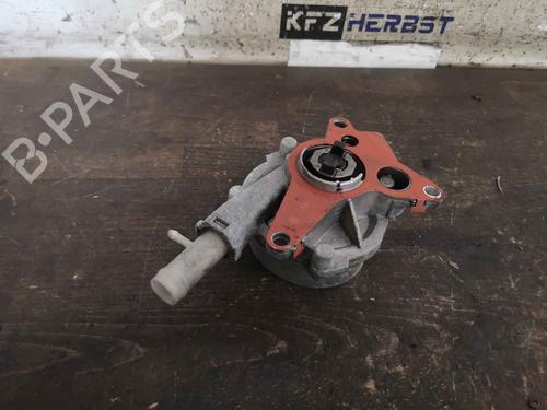 Vacuum pump NISSAN NAVARA NP300 Pickup (D23, D23T) 2.3 dCi 4x4 (D231, D23T) 146508418R