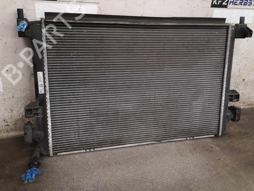 Used Water radiator VW TOURAN (5T1) 1.6 TDI (115 hp) 22292469