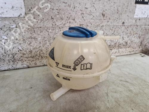 Used Expansion tank VW POLO V (6R1, 6C1) 1.2 TSI (105 hp) 27543598