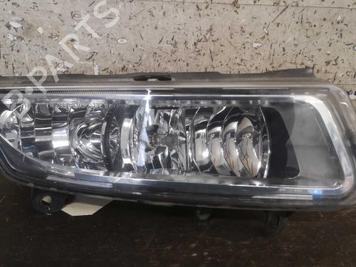 Used Right front fog light VW POLO V (6R1, 6C1) 1.2 TSI (105 hp) 22284512