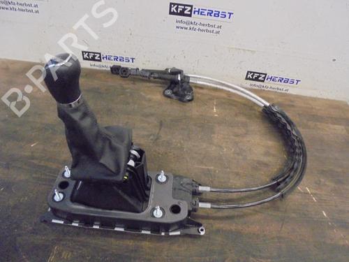 Used Gear lever SKODA OCTAVIA III Combi (5E5, 5E6) 2.0 TDI (150 hp) 12866431