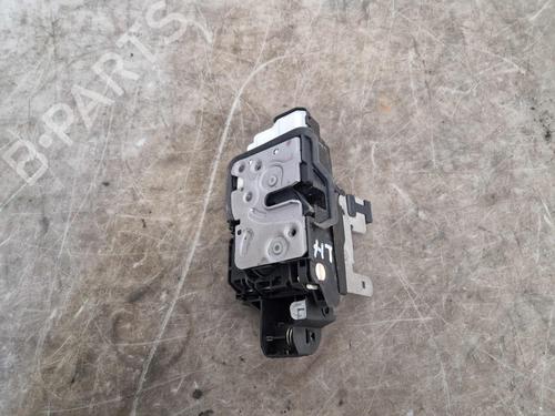 Serrure arrière gauche Serrure arrière gauche VOLVO V40 Hatchback (525) D2 (120 hp) 36072215 36072215