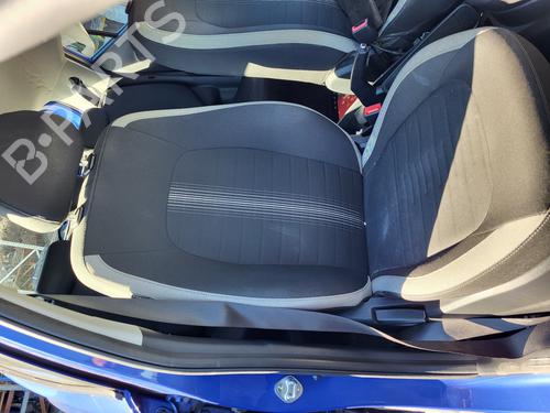 Used Right front seat Right front seat 39168564 39168564