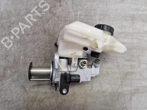 Used Brake master cylinder VW POLO VI (AW1, BZ1, AE1) 1.0 MPi (80 hp) 26579808