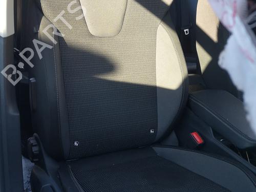 Used Right front seat SKODA OCTAVIA IV Combi (NX5, PV5) 2.0 TDi (150 hp) 31580979