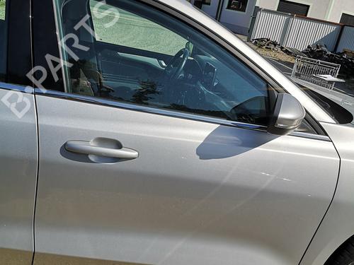 Used Right front door Right front door 38730159 38730159