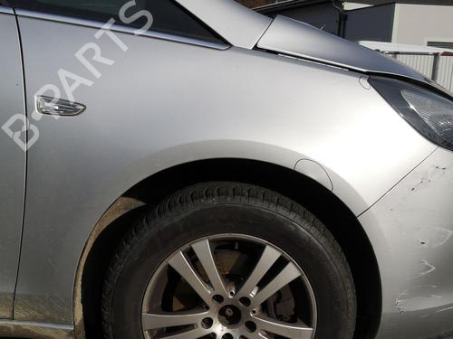 Used Right front fenders OPEL ZAFIRA TOURER C (P12) 2.0 CDTi (75) (130 hp) 30336425